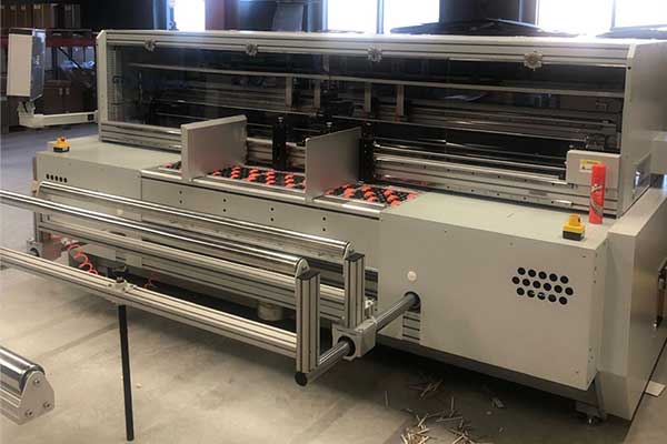 Aopack Box Making Machine Works For Picture Frame In Europe