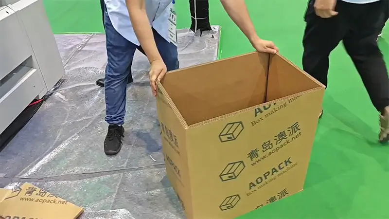 BM3000-HD Heavy duty box maker processing AAA cardboard