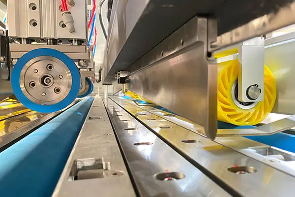 Horizontal Slot & Score Function of Aopack Box Making Machine