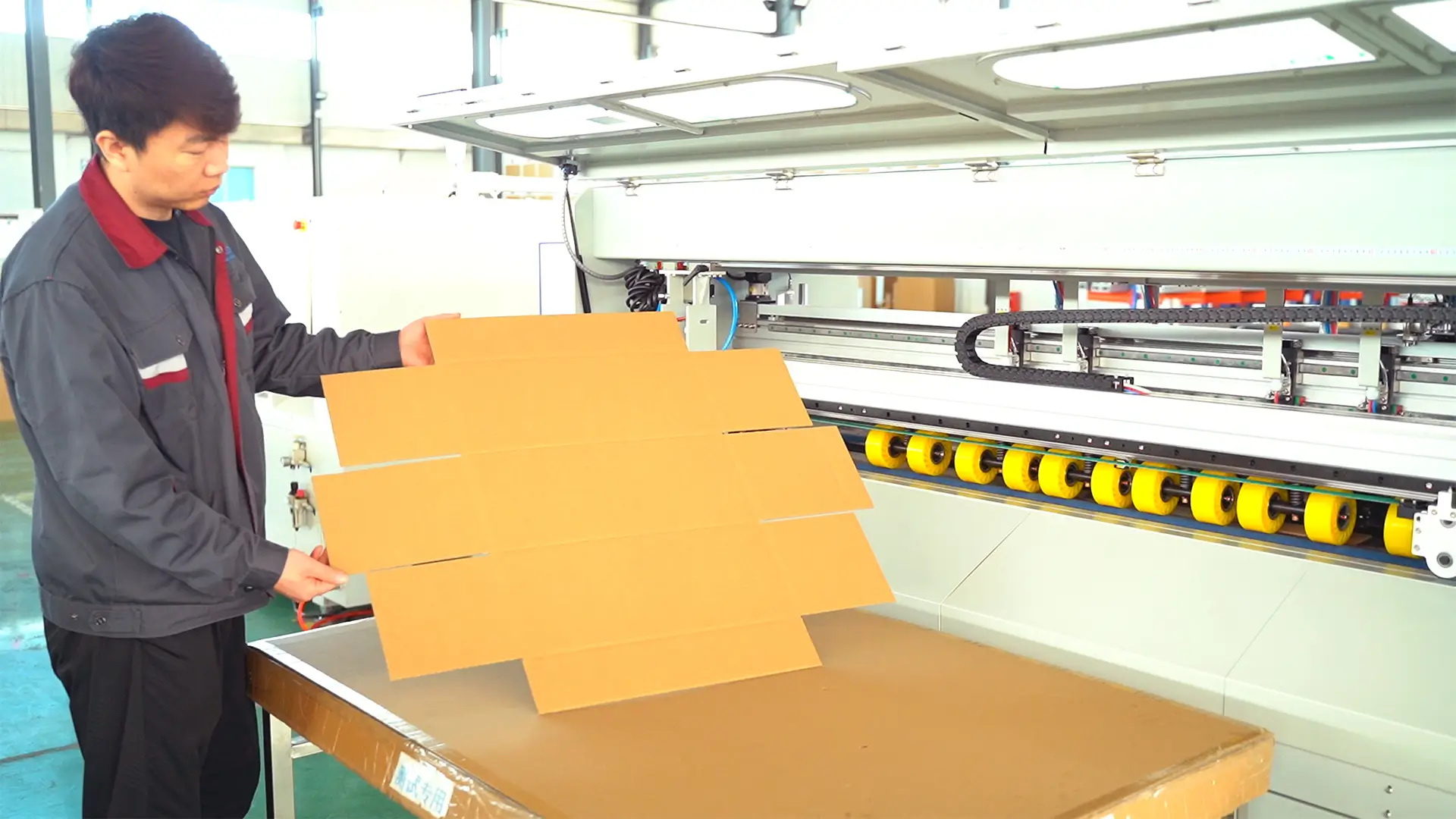 Innovative automatic corrugated box production solutions