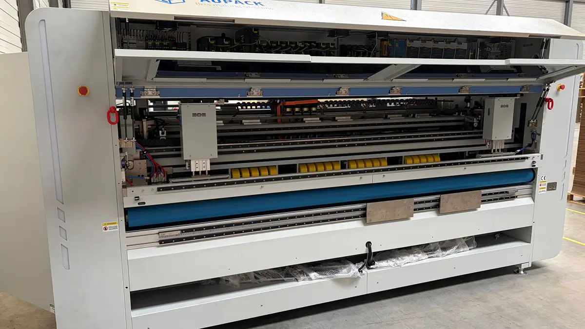 Internal processing system of the AOPACK BM3000-HD at Akarton BV